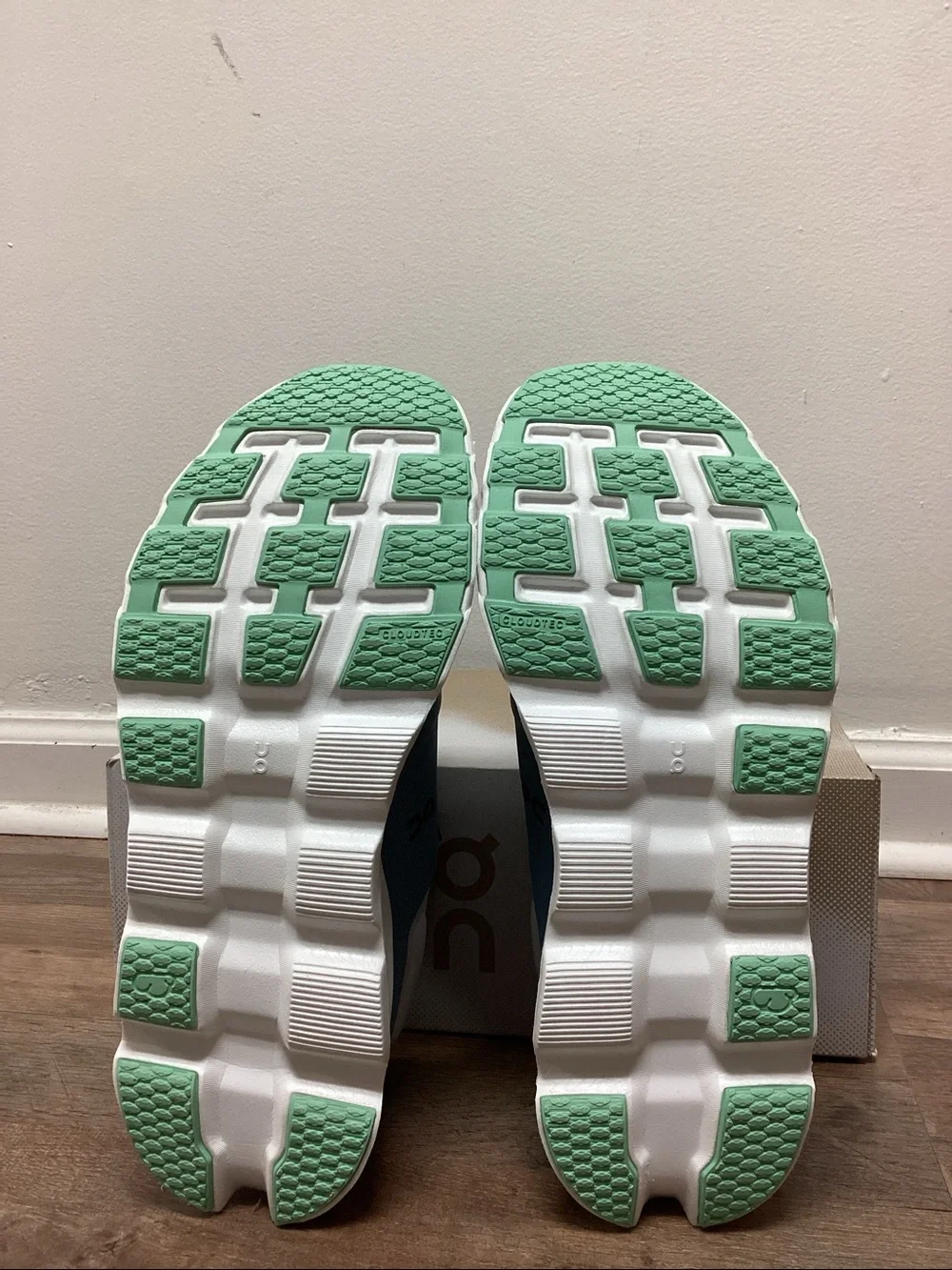 Men’s ON Cloudstratus 3